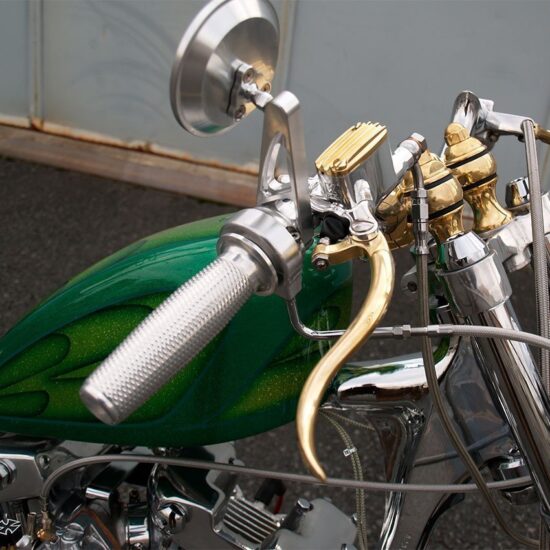 poignees-guidon-harley-davidson-bobber poignees-guidon-harley-davidson-bobber