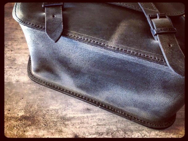 sacoche-latérale-sportster-marron sacoche-forty-eight-sportster