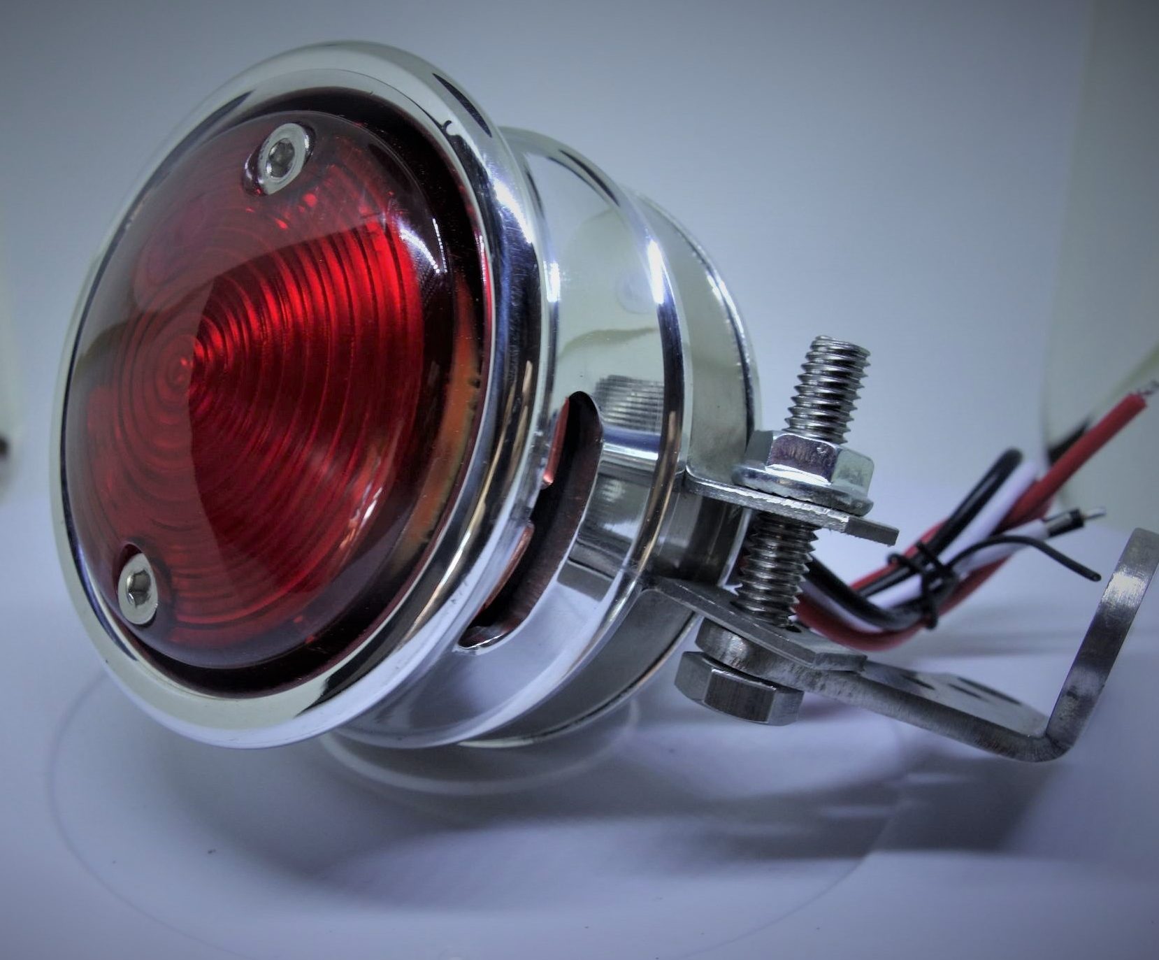Retro Style Motorcycle Aluminum Alloy Brake Lamp Metal 12V LED Signal Taillight