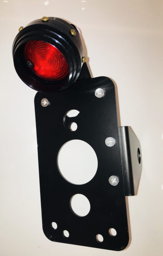 feu-noir-iron-plaque-latérale-sportster feu-noir-iron-plaque-latérale-sportster