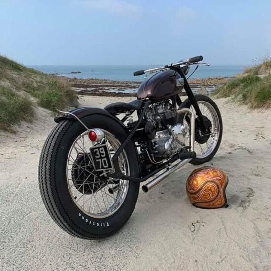 vintage-bobber-tail-light vintage-bobber-tail-light