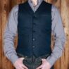 Pike-brothers-gilet-noir-face-homme