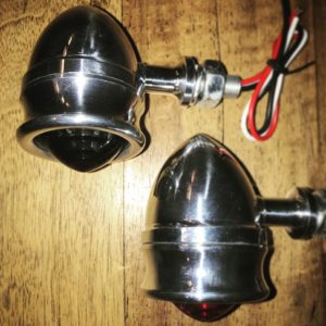 CLIGNOTANTS MOTO CUSTOM EDGE CUT BOBBER VERRES FUMES
