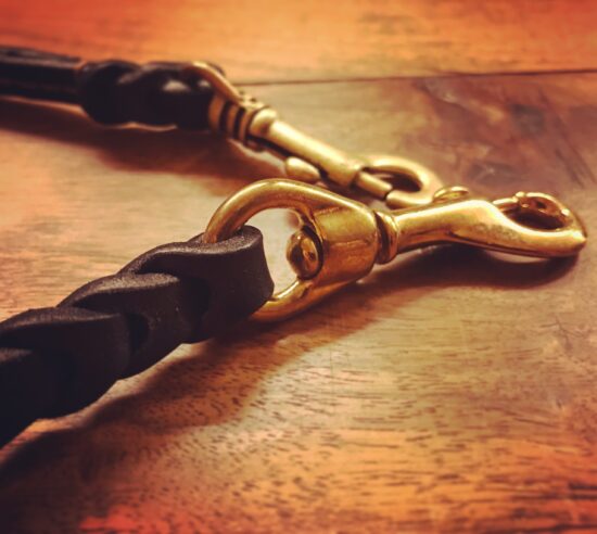 sangle-cuir-pike-portefeuille sangle-cuir-pike-portefeuille