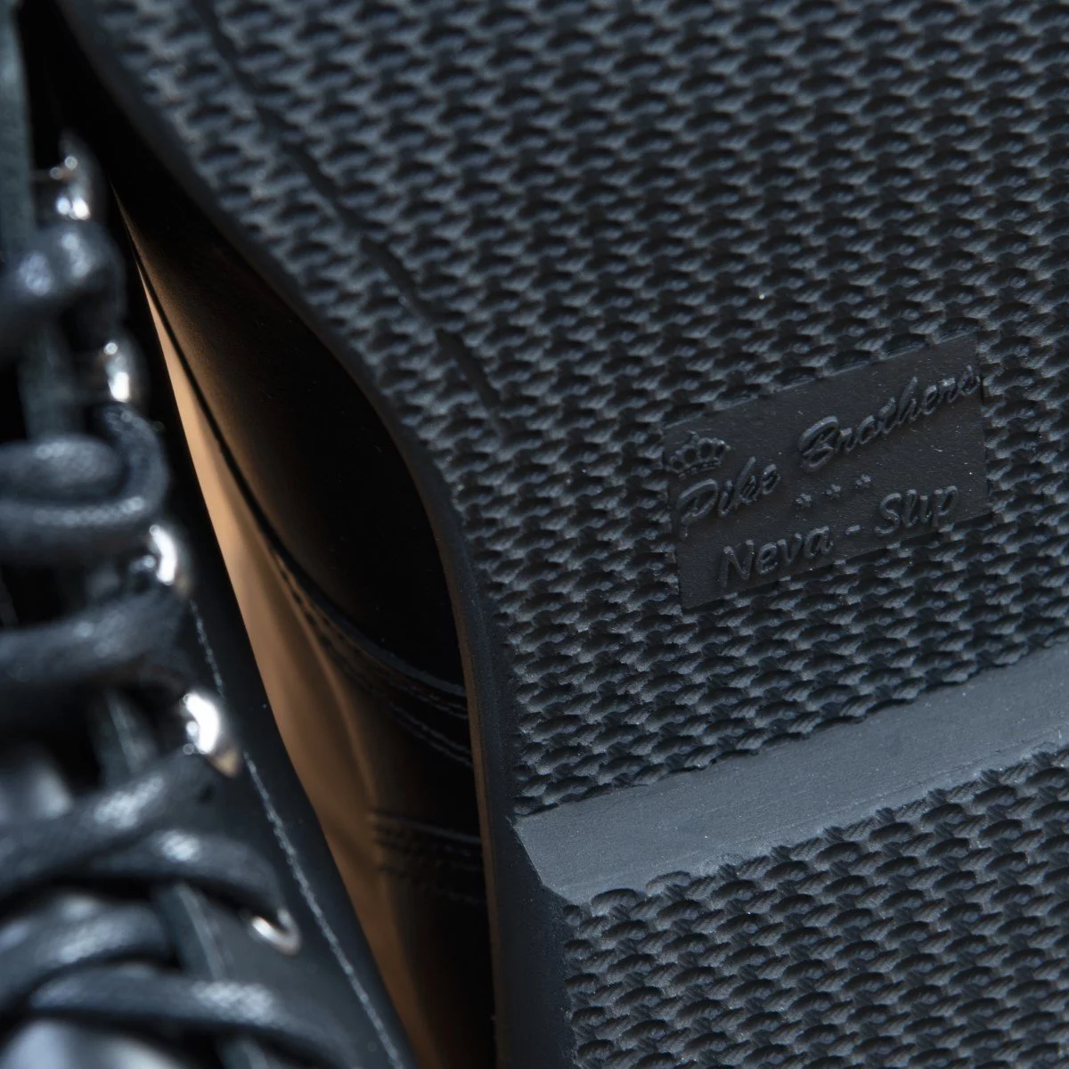 bottes-moto-cuir-vintage-1966-low-quarters bottes-moto-cuir-vintage-biker-pike-brothers-1966-low-quarters-semelle-details