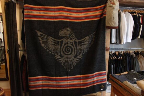 blanket-Mexican-plaid-pure-wool-pike-brother-1969-denakatee-motorcycle-full-eagle-folded-details-store blanket-Mexican-plaid-pure-wool-pike-brother-1969-denakatee-motorcycle-full-eagle-folded-details-store