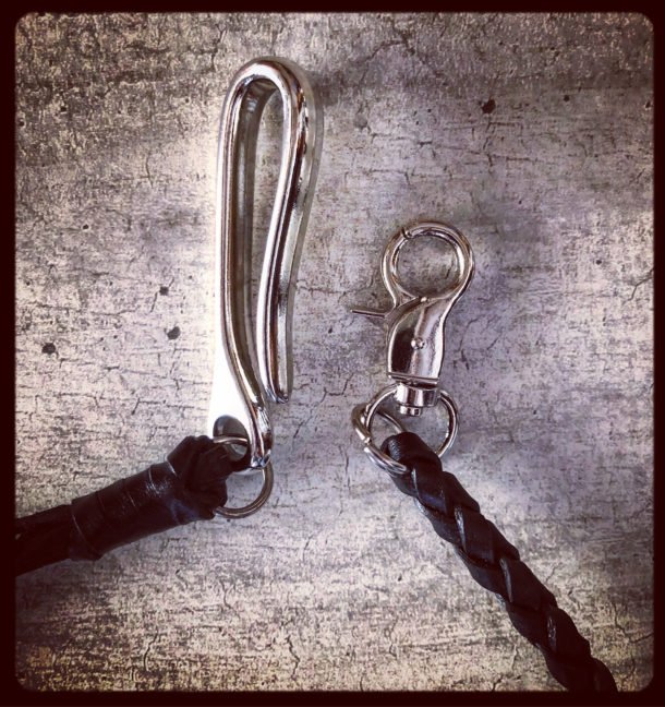 lanière-cuir-biker lanière-cuir-portefeuille