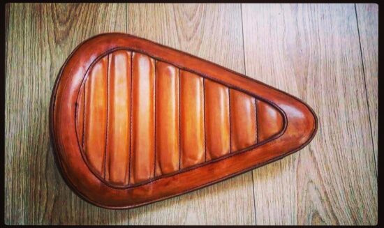 Selle cuir bobber Marron Miel selle-cuir-vieilli-marron-miel