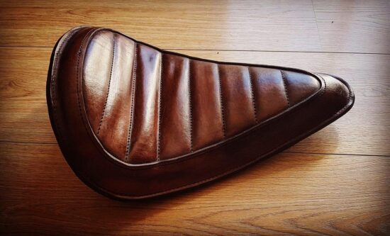 selle-cuir-bobber-marron Selle-matelassée-solo-bobber