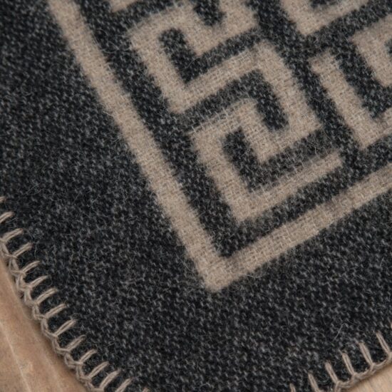 Couverture-mexicaine-moto-1969-Chief--motif-indien-Blanket-black-pike-brothers-harley-davidson hold-fast Couverture-mexicaine-moto-1969-Chief-motif-indien-Blanket-black-pike-brothers-harley