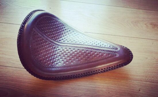 selle-cuir-solo-softail-marron Selle-cuir-solo-Hollister