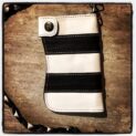 wallet-biker-leather-striped-black-white-customs-harley-davison-detail-side-close-chain