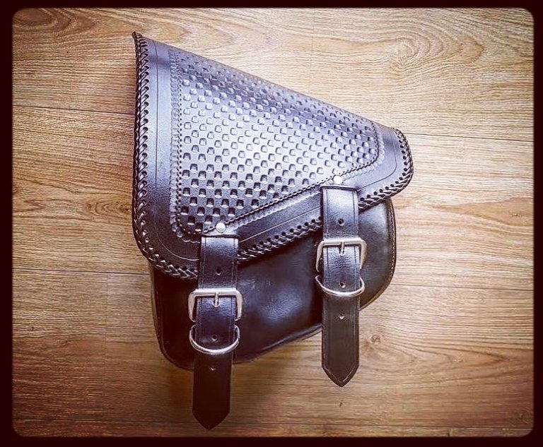 frame-bag-leather-softail-holdfast-Black-Sabbath