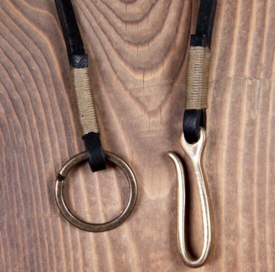 sangle-cuir-portefeuille-noire sangle-cuir-portefeuille-noire