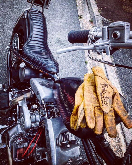 Gants-moto-cuir-vintage-jaune-holdfast-hold-fast-schhol-of-cool (1) Gants-moto-cuir-biker-jaune-holdfast-hold-fast-schhol-of-cool