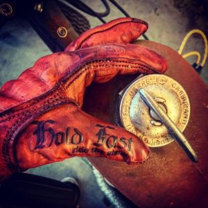 Biker-leather-gloves-Holdfast-motostuka