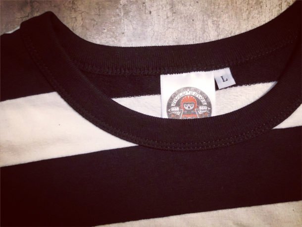 pull-rayé-hold-fast pull-prisonnier-hold-fast