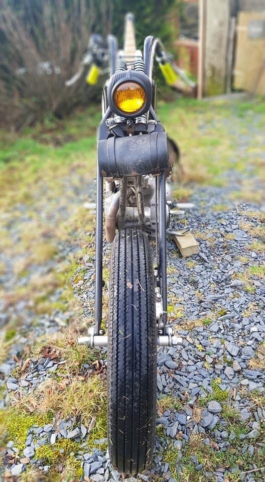 Type 1 as described Baoblaze Motorcycle 4.5 H4 12V Retro Headlight For Harley Bobber Chopper