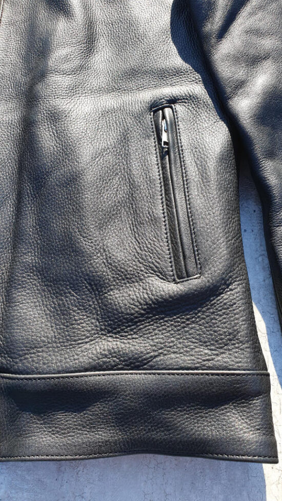 Blouson-Cuir-biker-moto-ROADSTER-CLASSIC-HoldFast-manche-gauche-detail Blouson-Cuir-biker-moto-ROADSTER-CLASSIC-HoldFast-manche-gauche-detail