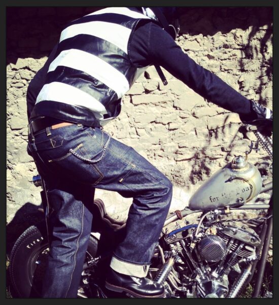 cut-leather-hold-fast gilet-moto-cuir-hold-fast