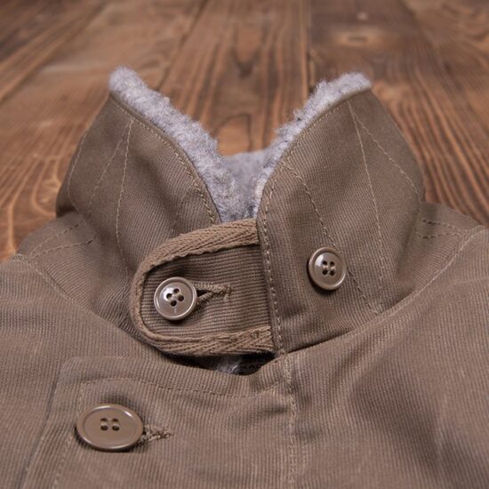 Pike-brothers-military-american-US-1944-Wax-jacket-bridge-close-nec Pike-brothers-military-american-US-1944-Wax-jacket-bridge-sleeve-close-nec