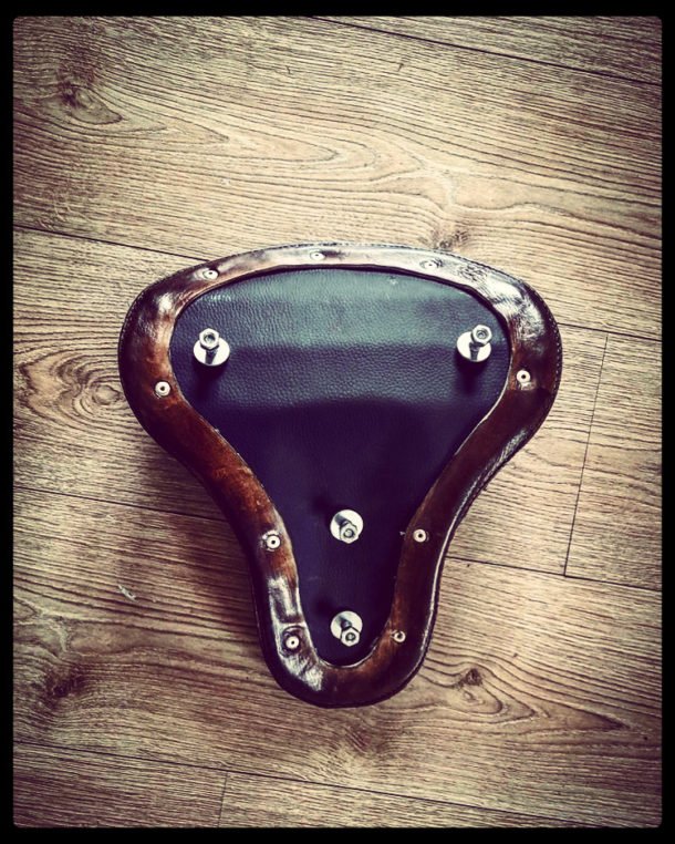 FFOI6685 selle-solo-cuir-softail