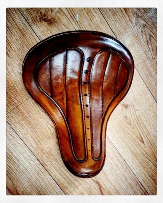 selle-cuir-marron-softail selle-solo-cuir-marron