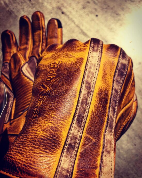 Gants-cuir-moto-le mans-1971-vintage-Holdfast-gauche Gants-cuir-moto-le mans-1971-vintage-Holdfast-gauche