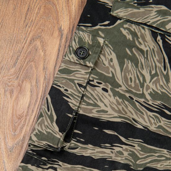 Jungle-Short-Tiger-rayé-1966-pike-brother-militaire-us-navy-vintage (2) Jungle-Short-Tiger-rayé-1966-pike-brother-militaire-us-navy-vintage (2)