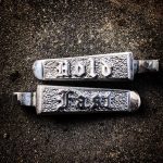 CHOPPER FOOT PEGS ENGRAVED HOLD FAST