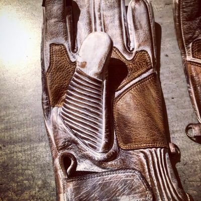 Gants Cuir blanc Ultra Patina “1971 Le Mans”
