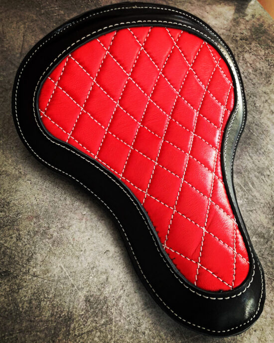 selle-cuir-matelassé-bobber selle-cuir-matelassé-bobber