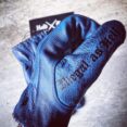 Blue-leather-gloves-motorcycle (1)