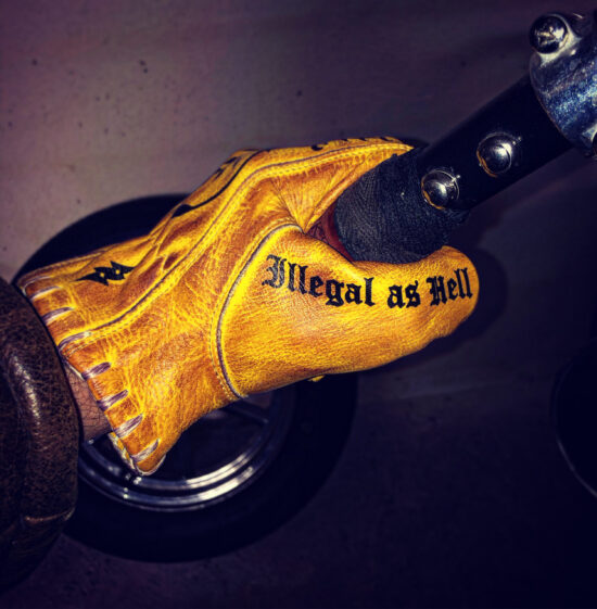 Yellow-vintage-racer-gloves (6) biker-yellow-leather-gloves