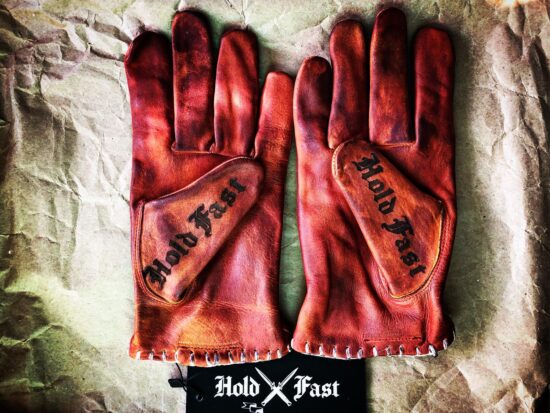 Gants moto-cuir-bobbers-vintage-old school-holdfast-rouges-France-harley davidson (7) Gants moto-cuir-bobbers-vintage-old school-holdfast-rouges-France-harley davidson