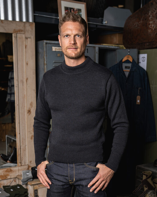 pike-brothers-1941-usn-seaman-sweater-anthracite-5 Photo 5 - 1941 USN Seaman Sweater anthracite