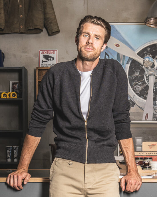 pike-brothers-1943-c2-sweater-grey-7 Photo 7 - 1943 C2 Sweater grey