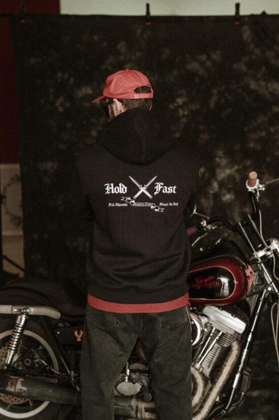 sweat-capuche-biker-noir-hold-fast-5-768x1154 sweat-capuche-biker-noir-hold-fast-biker-dos