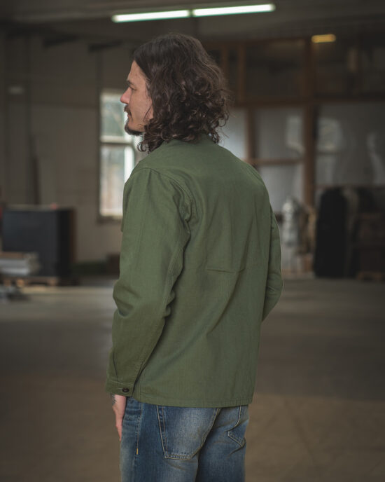 Military Workwear Shirt Pike Brothers OG-107 - Side View military-workwear-shirt-pike-brothers-og107-olive-vintage-side