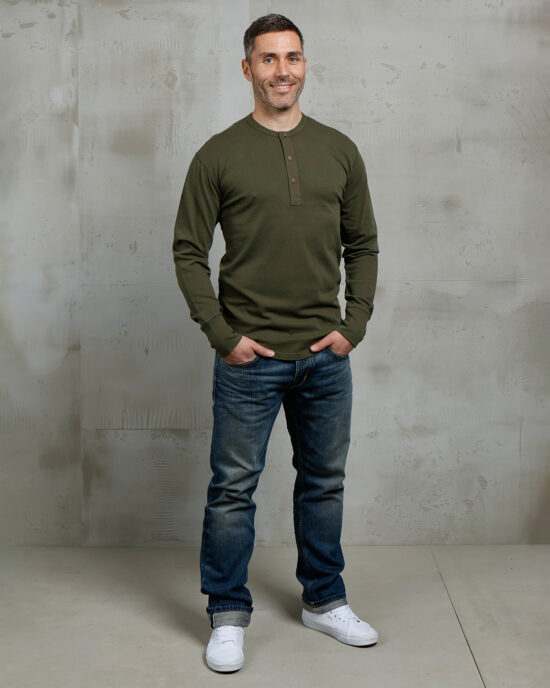 Pike Brothers 1927 Henley LS Mojave Green detail Pike Brothers Henley LS Mojave Green detail