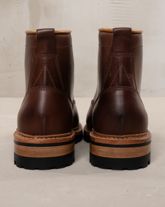 Pike Brothers 1946 Mountaineer Boots Bourbon arriere Pike Brothers 1946 Mountaineer Boots Bourbon - arriere cuir vintage