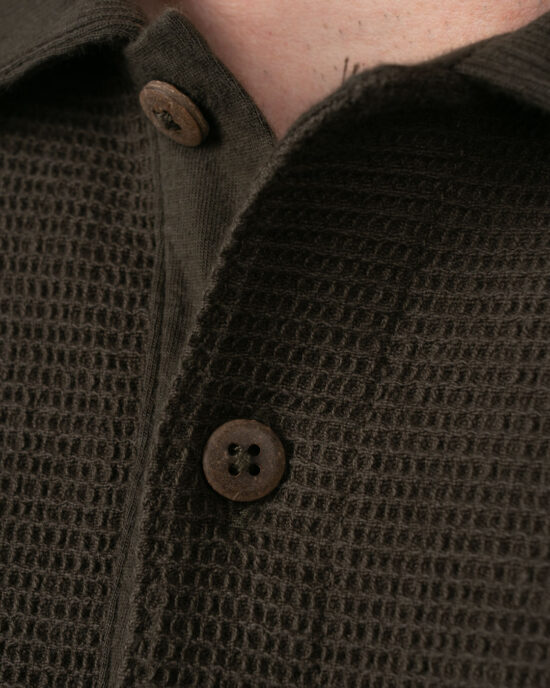 Pike Brothers 1963 Royal Polo Olive short sleeve finishing Pike Brothers 1963 Royal Polo Olive short sleeve finishing detail