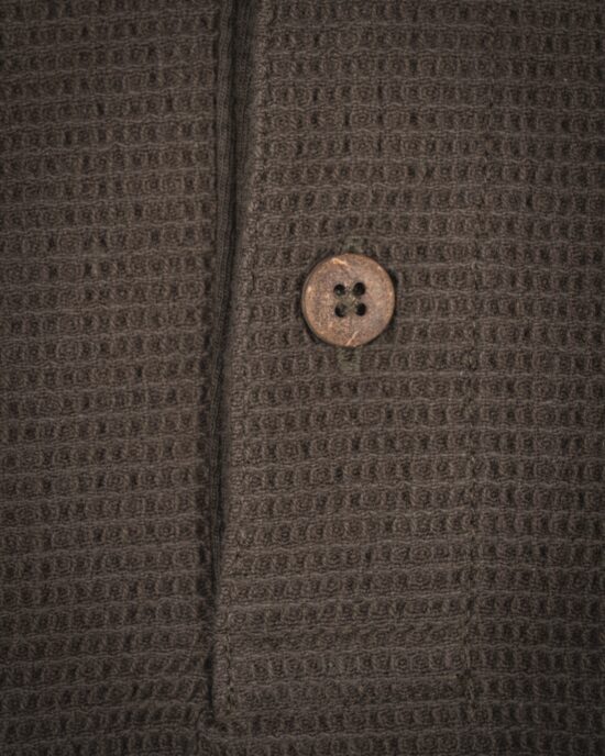 Pike Brothers 1963 Royal Polo Olive vintage military lifestyle Pike Brothers 1963 Royal Polo Olive worn in vintage military setting