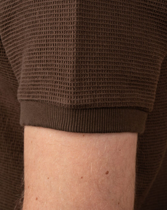 Pike Brothers 1963 Royal Polo Brown short sleeve finishing Pike Brothers 1963 Royal Polo Brown short sleeve finishing detail