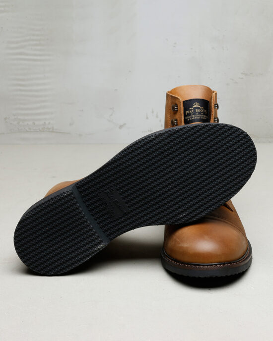 Pike Brothers 1966 Low Quarters Camel back Pike Brothers 1966 Low Quarters Camel - back vintage leather