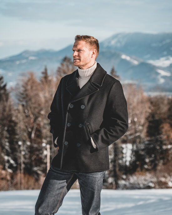 Pike Brothers Pea Coat 1938 - Collar Lapel Detail pike-brothers-pea-coat-1938-black-wool-collar-lapel-detail