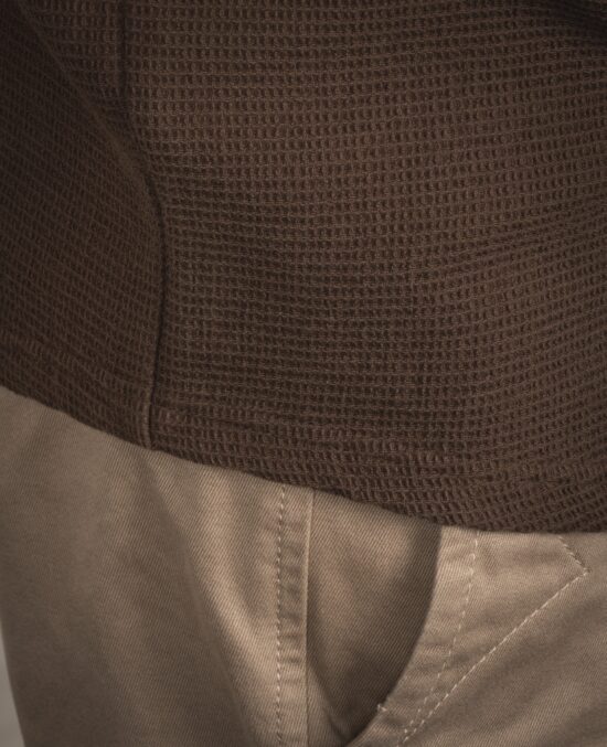 Polo Pike Brothers 1963 Royal Brown tenue avec denim selvedge Tenue homme polo Pike Brothers 1963 Royal Brown avec denim selvedge