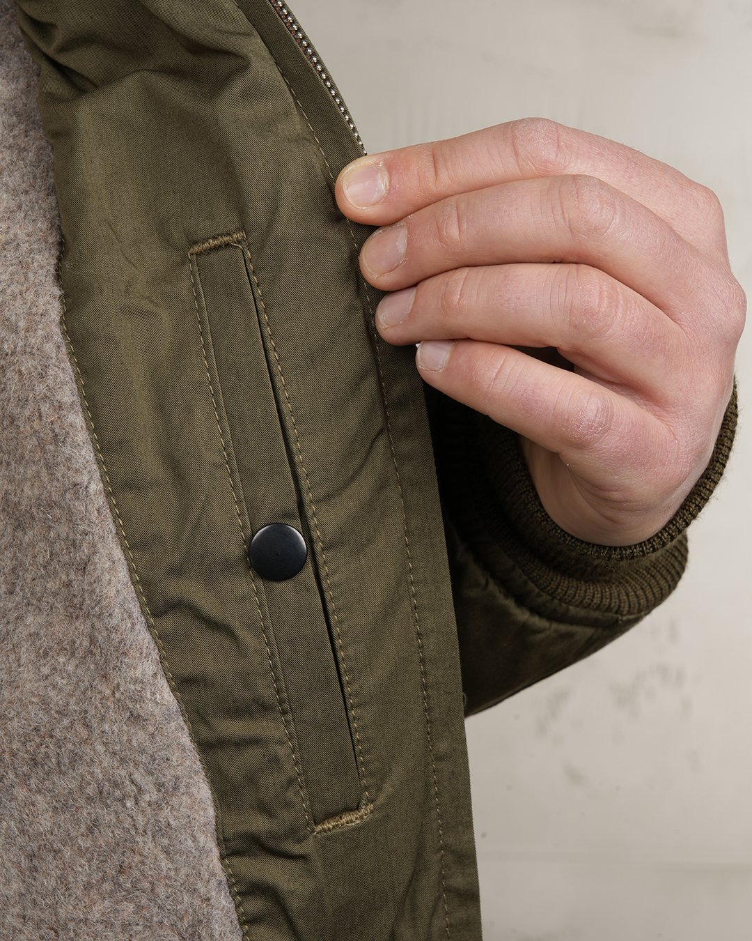B10 Flight Jacket Olive Pike Brothers — veste vintage, vue produit 12