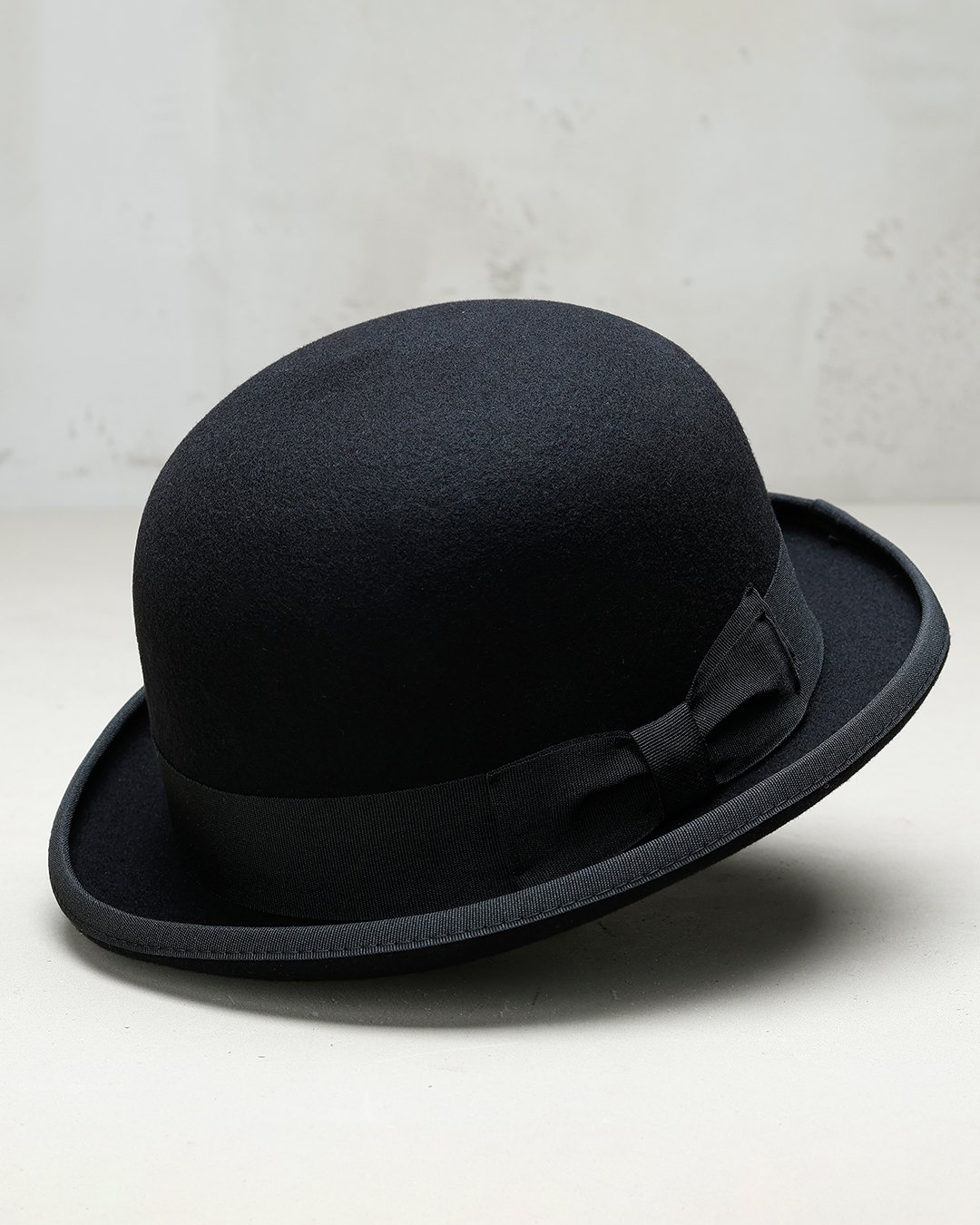 Bowler Hat Black Pike Brothers — chapeau vintage, vue de face