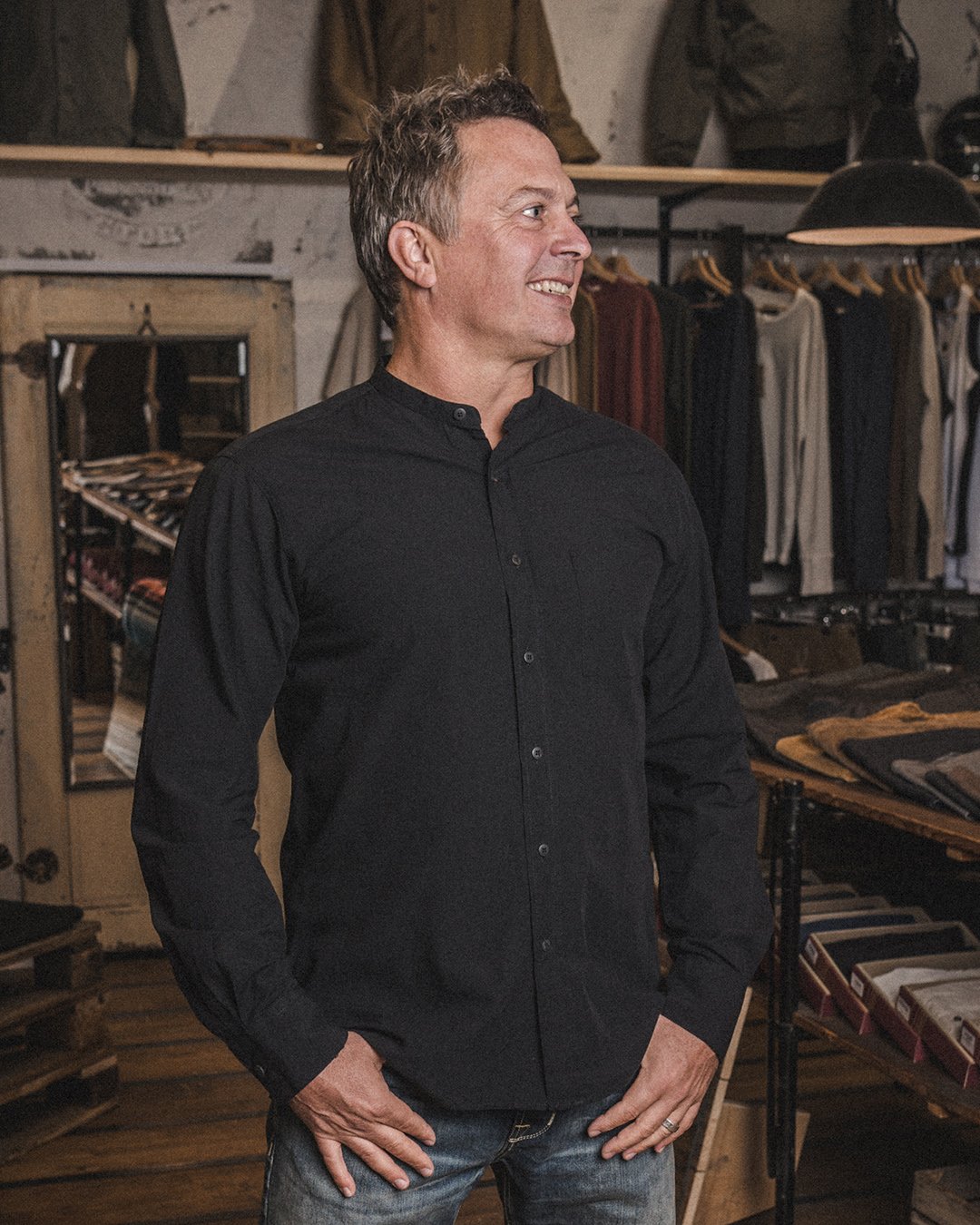 Buccanoy Shirt Black Chambray Pike Brothers — vintage shirt, pocket detail